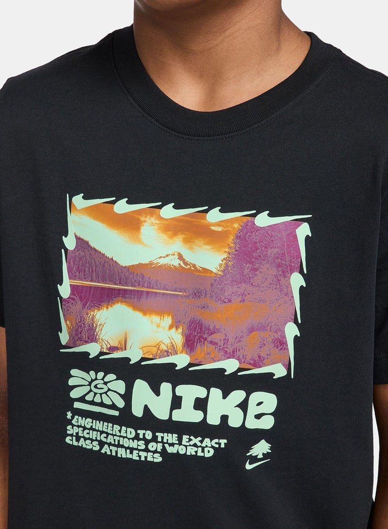 نايكي تيشيرت أطفال بطبعة جبل - Image 3